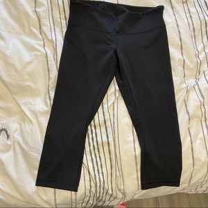 Lulu Wunder under crop pants